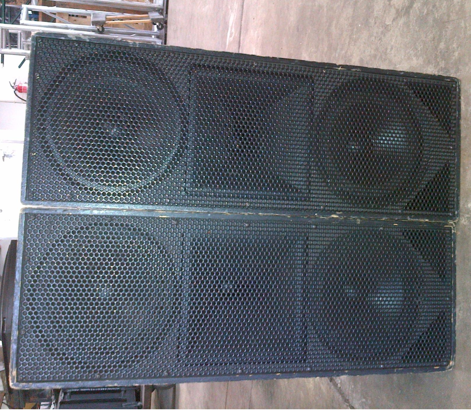 EAW UB82 High Power Center Fill Boxes